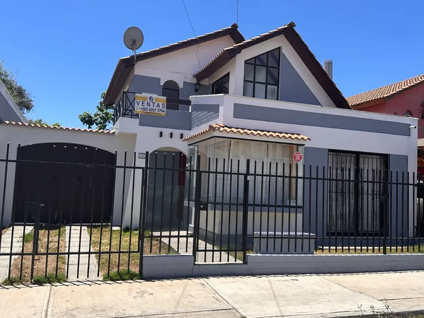 Casa moderna en Penuelas